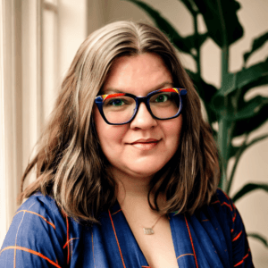 headshot for Jacinda Santora, marketing professional